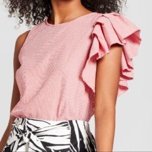 🛍️red seersucker stripe ruffle shoulder sleeveless blouse 4th of July top!